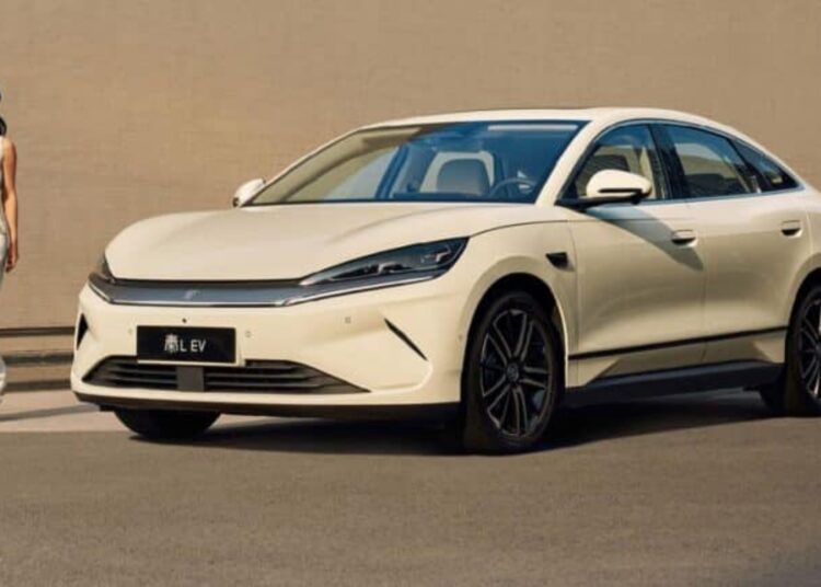 BYD Qin L EV