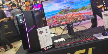 MSI-MPG-271QR-QD-OLED-X50-main-product-shot-1
