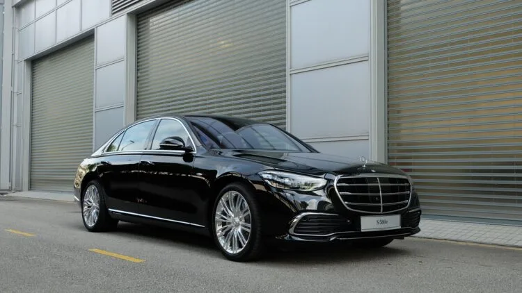 Mercedes-Benz S580e