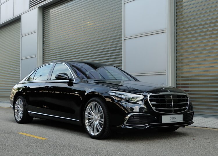 Mercedes-Benz S580e