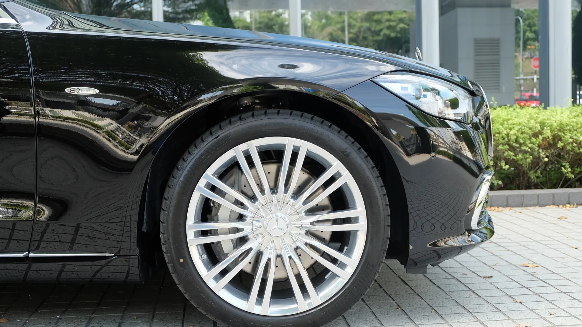 Mercedes-Benz S580e