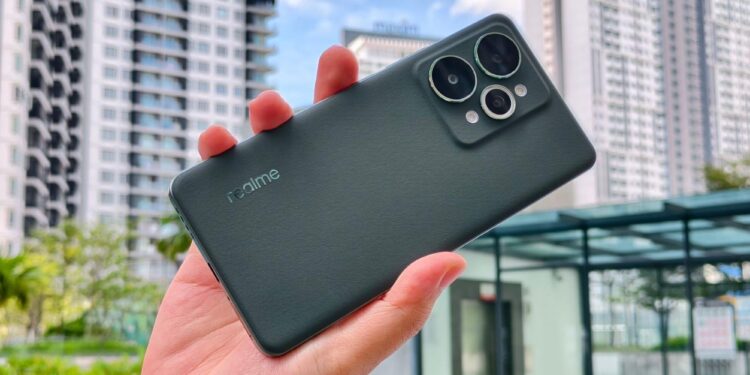 realme 15 Pro 5G branded 1