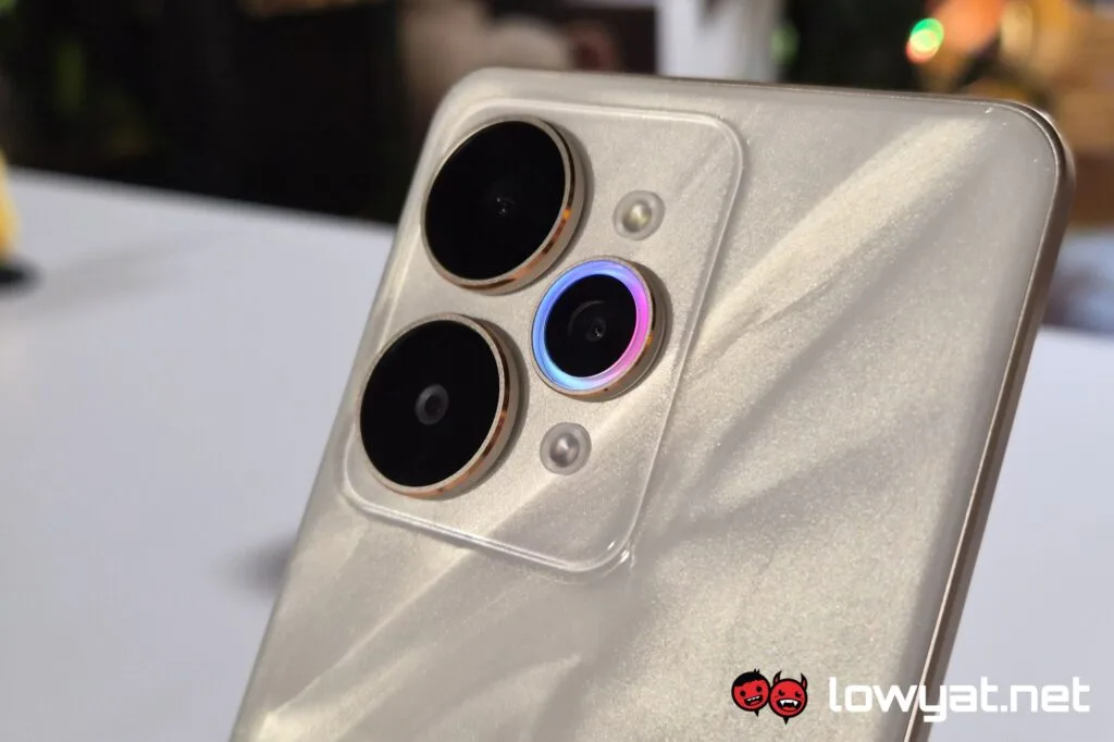 realme 15 Pro cameras