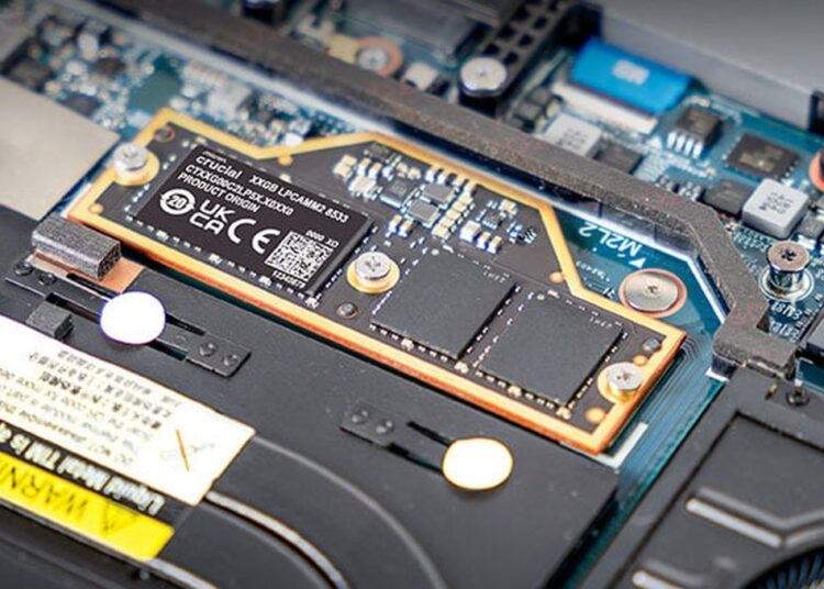 Crucial-LPCAMM2-8533MTs-form-factor-1