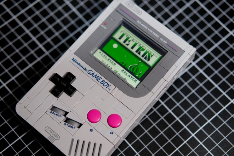 LEGO Game Boy fully playable mod