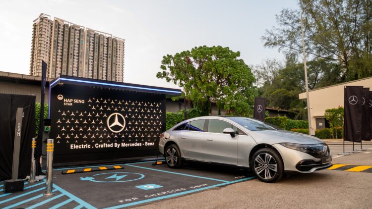 Mercedes-Benz New EV Charging Hub