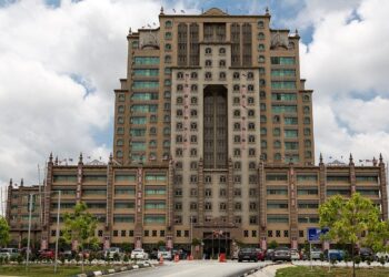 Ministry-of-Education-Malaysia-building-1