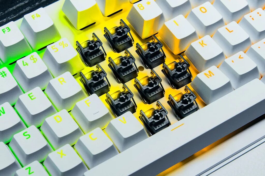 Razer Huntsman V3 Pro 8KHz dial, optical switch gen 2