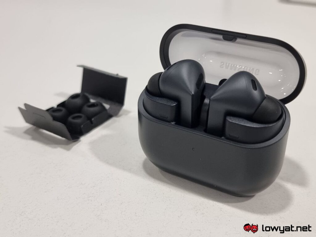 Galaxy Buds3 FE Lightning Review