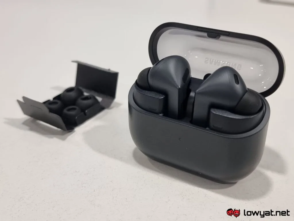 Galaxy Buds3 FE Lightning Review