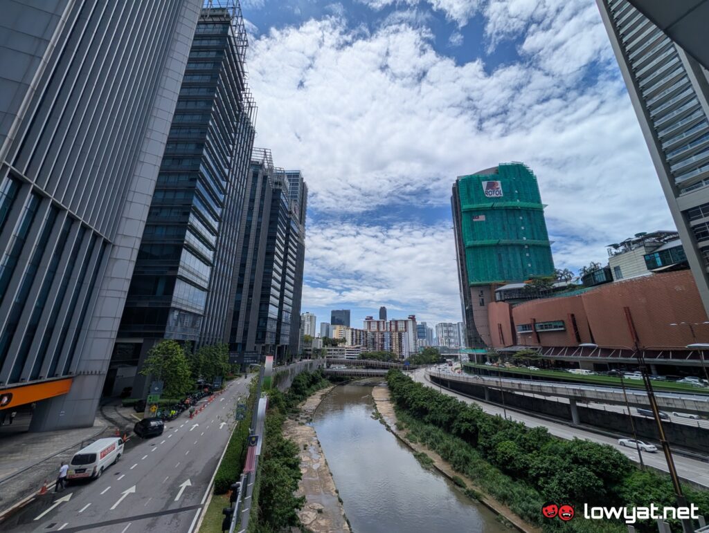 google pixel 10 pro xl review camera