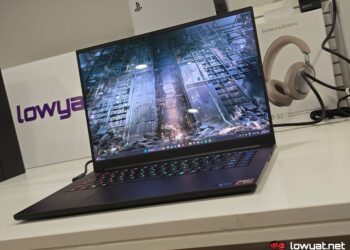 Razer-Blade-16-2025-Product-Shot-2