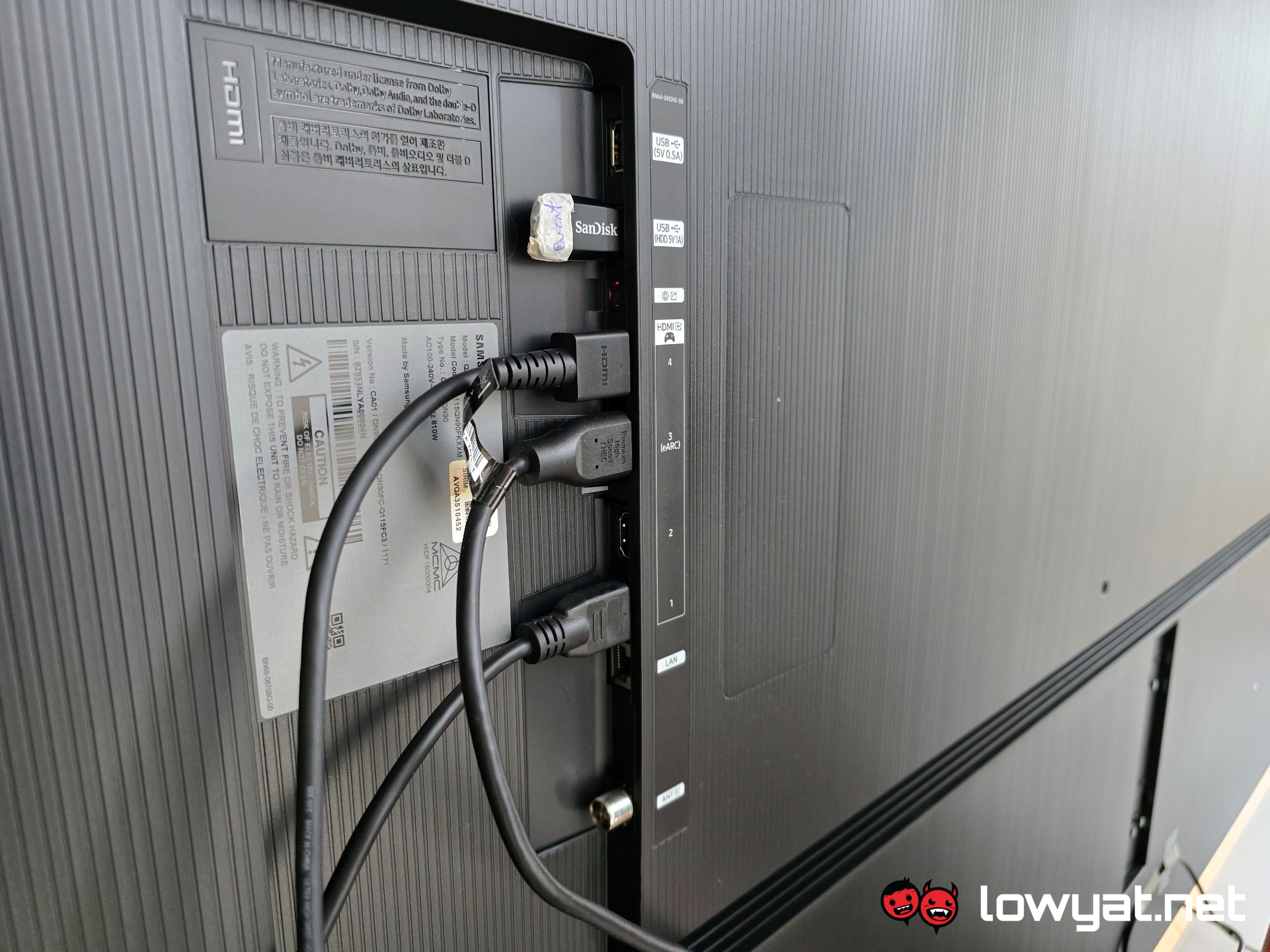 Samsung QN90F QLED 4