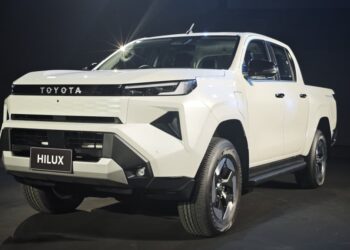 Toyota Hilux BEV