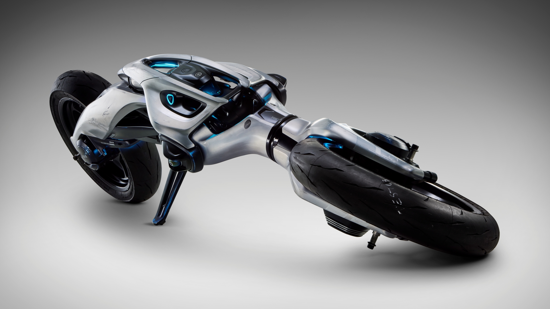 Yamaha models at JMS