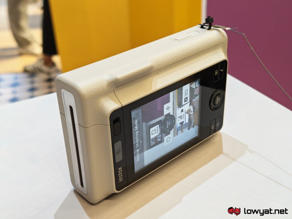 Fujifilm instax mini LiPlay+