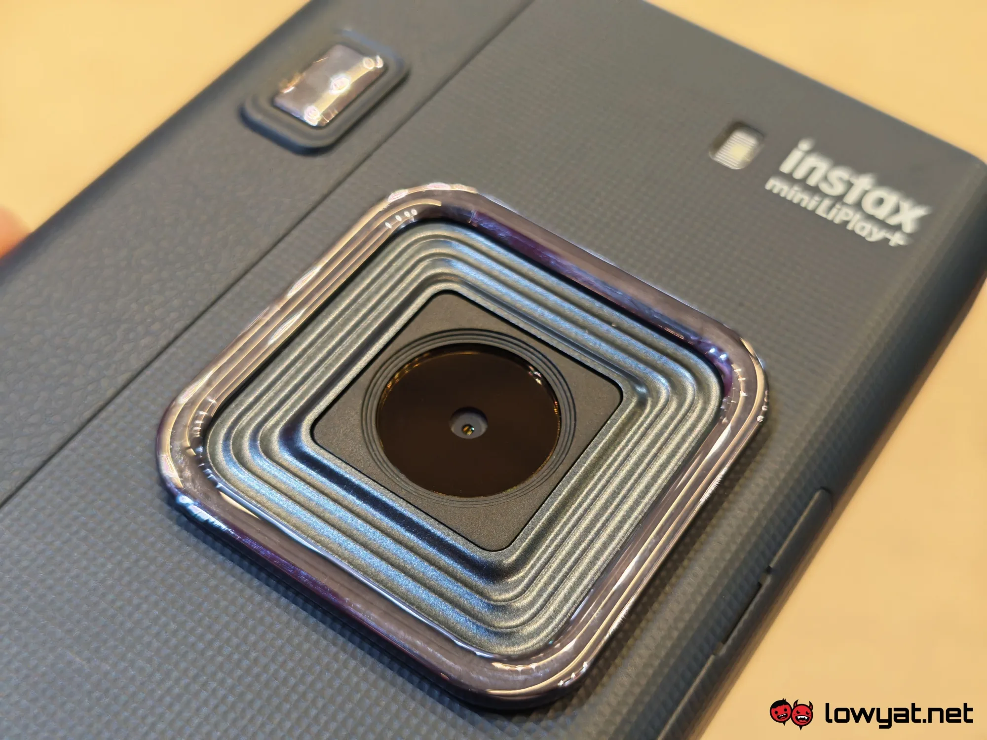 Fujifilm instax mini LiPlay+