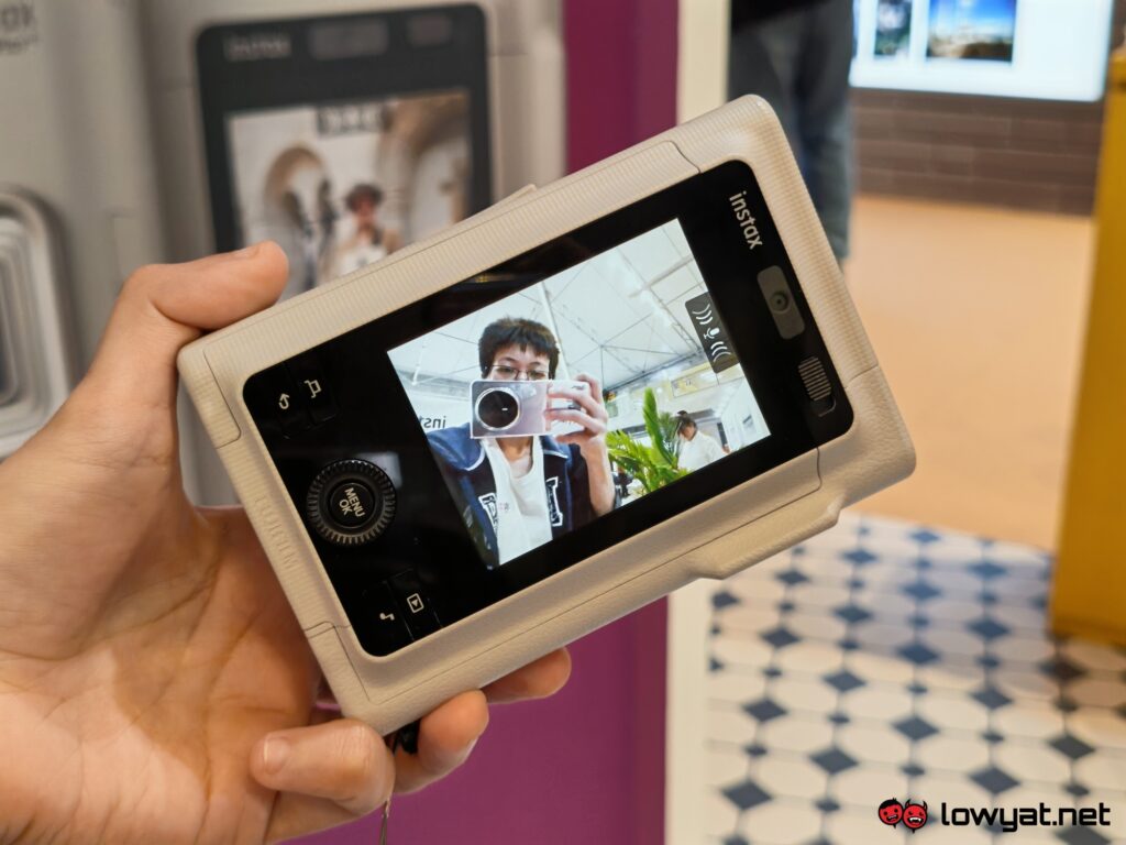 Fujifilm instax mini LiPlay+
