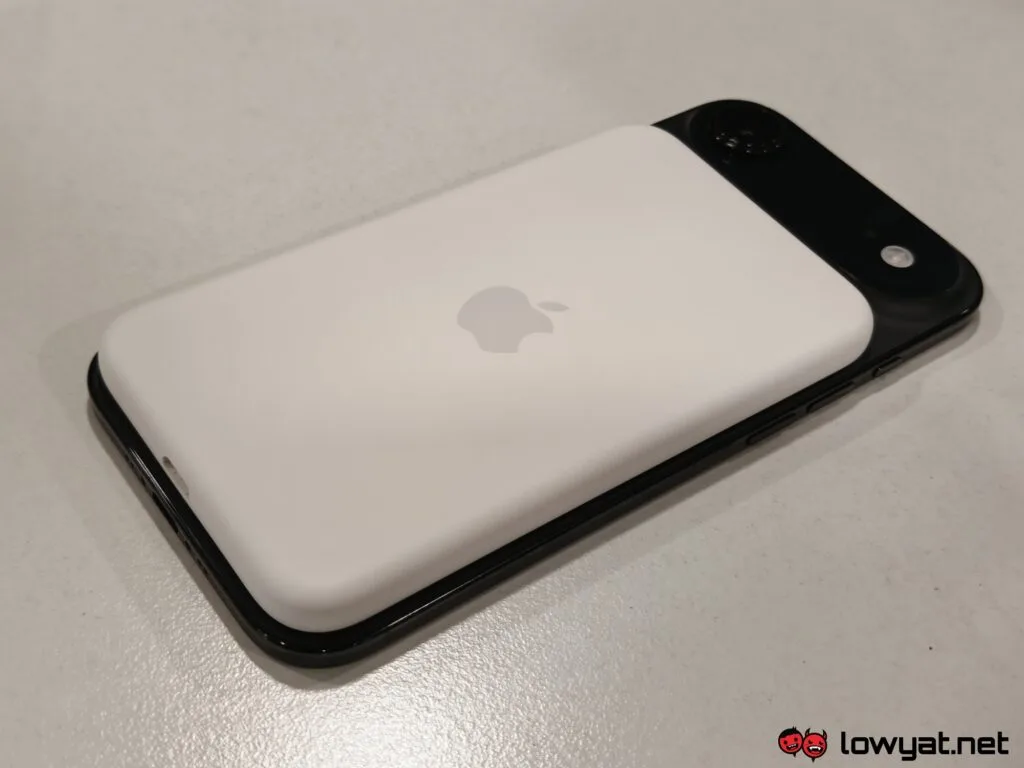 iPhone Air MagSafe Battery