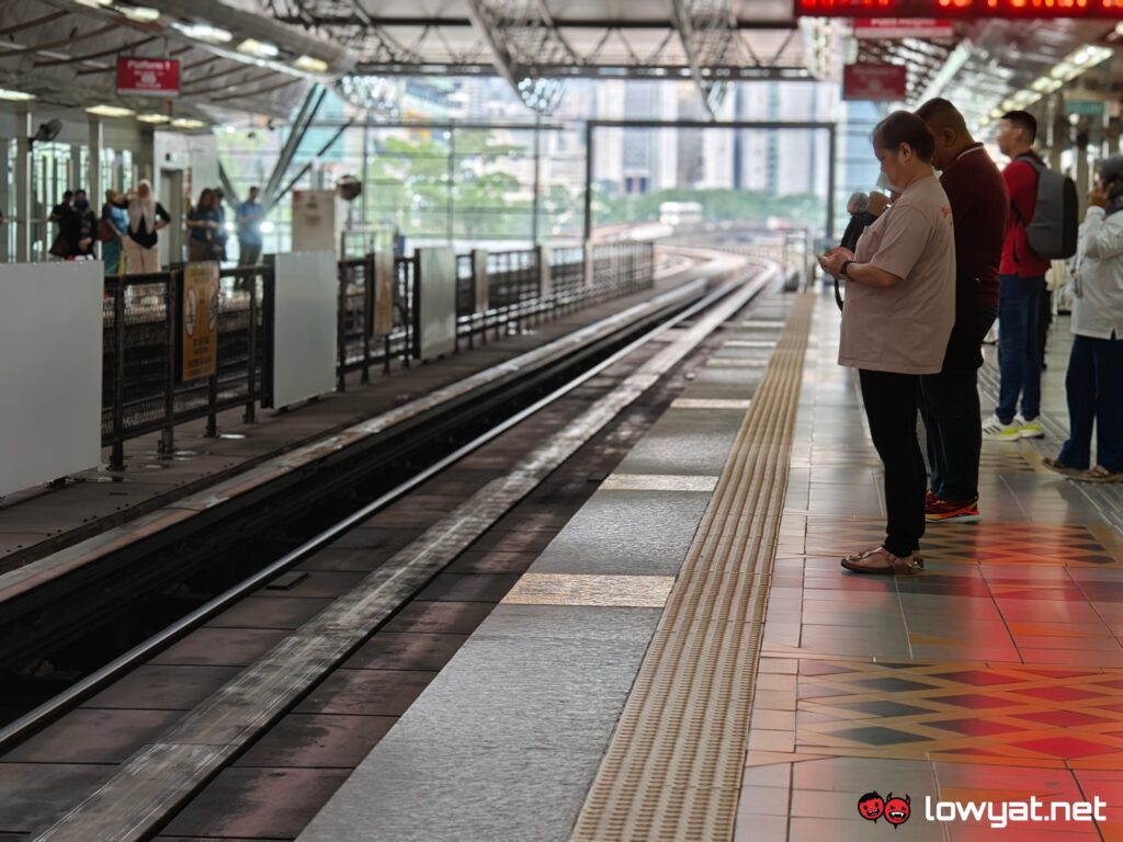 realme gt 8 pro hands on