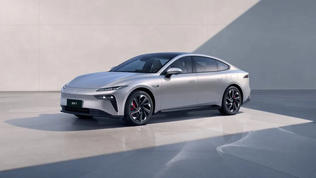 Report: Three Companies Vie For Dongfeng EV Franchise; CKD Assembly A Key Factor 8 Dobgfeng 0071