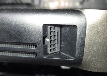 NVIDIA-Replacement-RTX-5080-FE-1