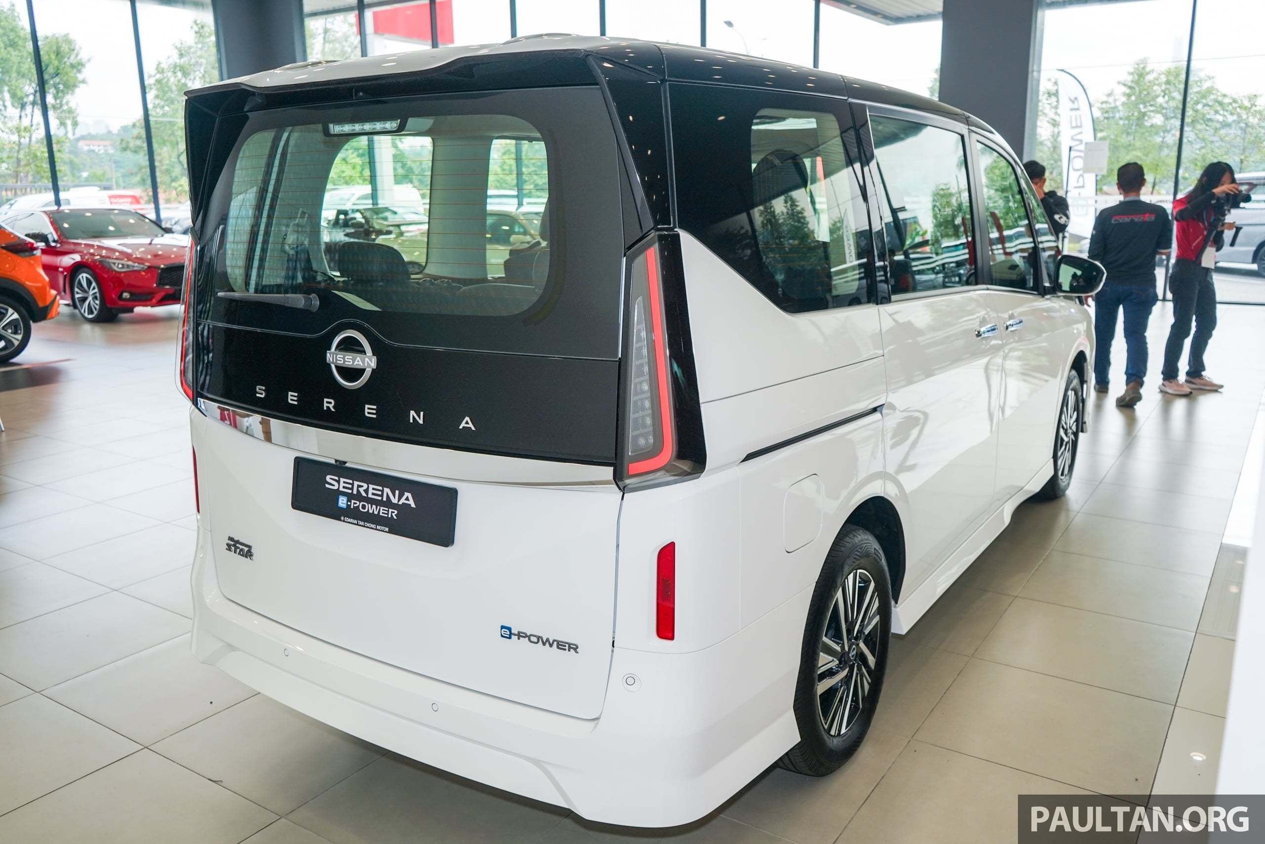 Nissan Serena e-Power C28