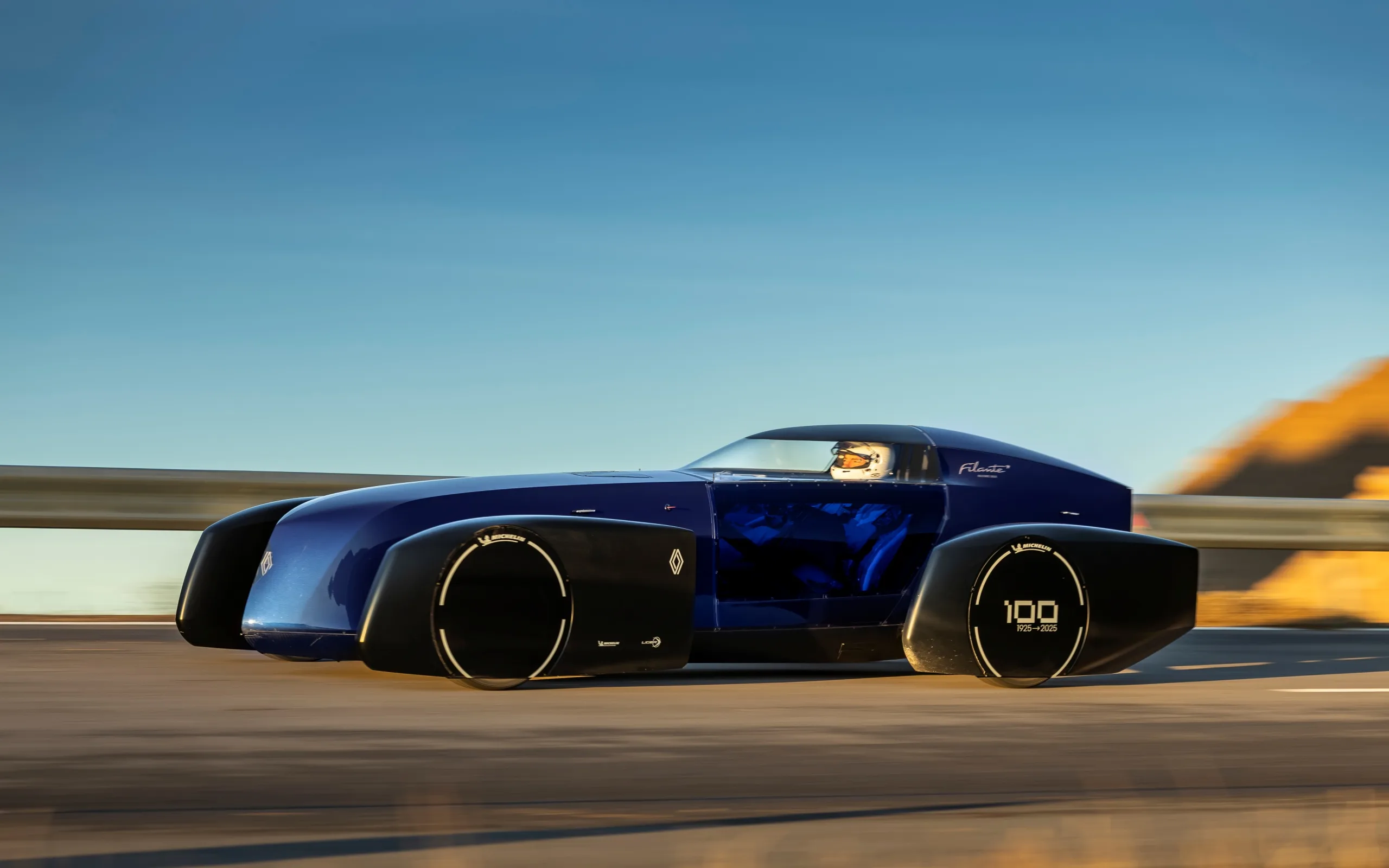 Renault Filante Record EV Concept