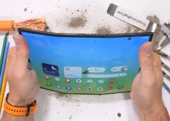Samsung Galaxy Z TriFold JerryRigEverything