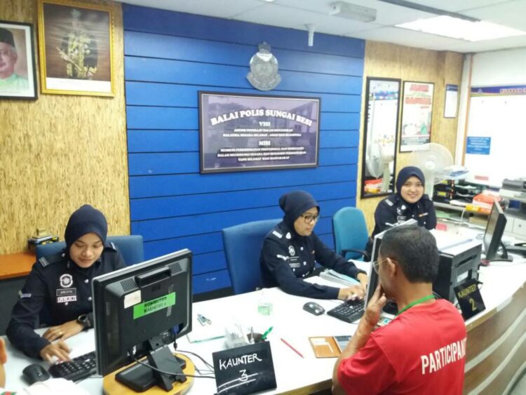 govt relaxes dress code rules for emergencies