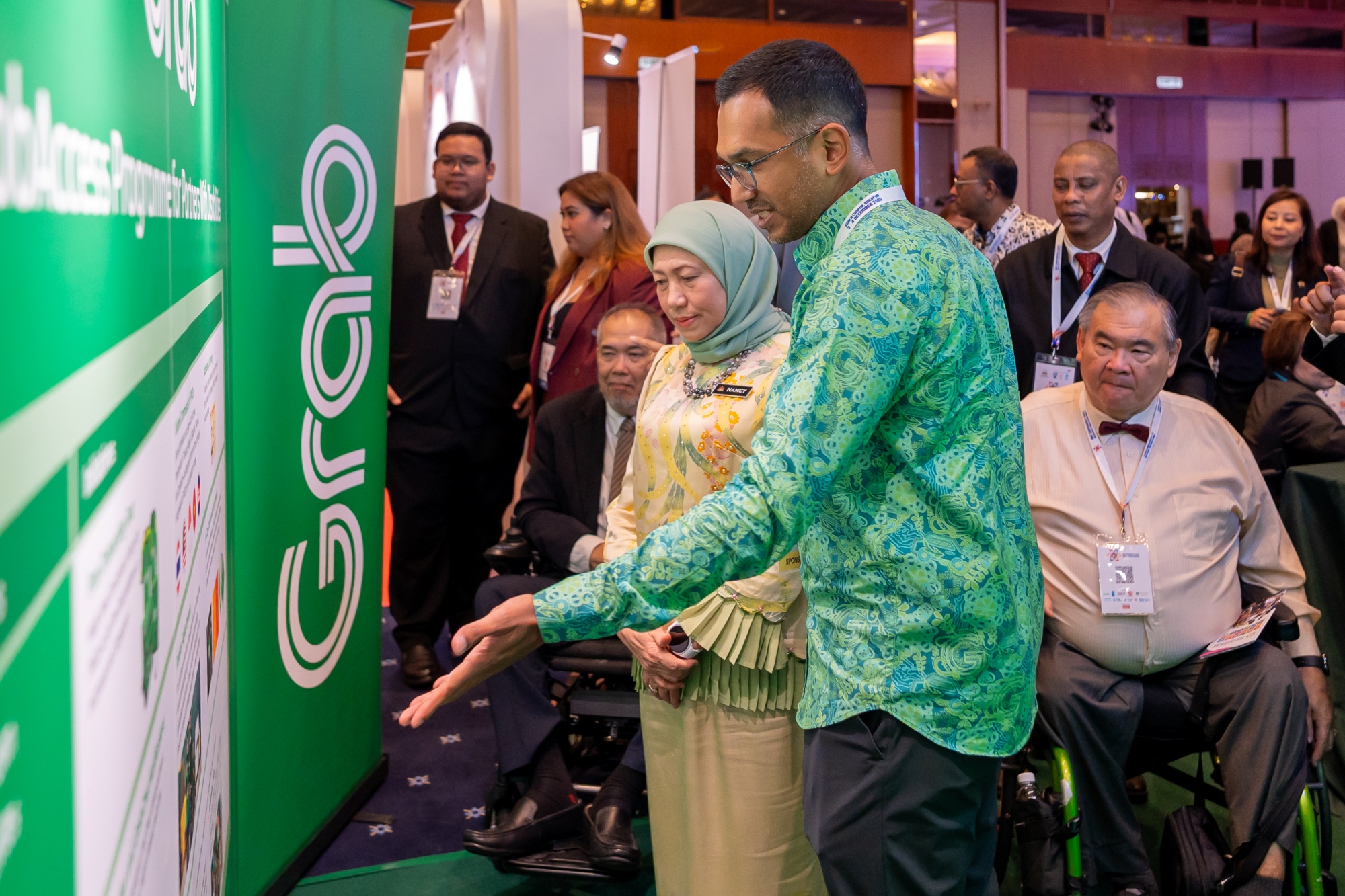 Grab GrabAssist launch