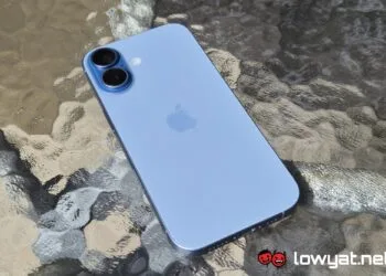 iPhone 17 back 1