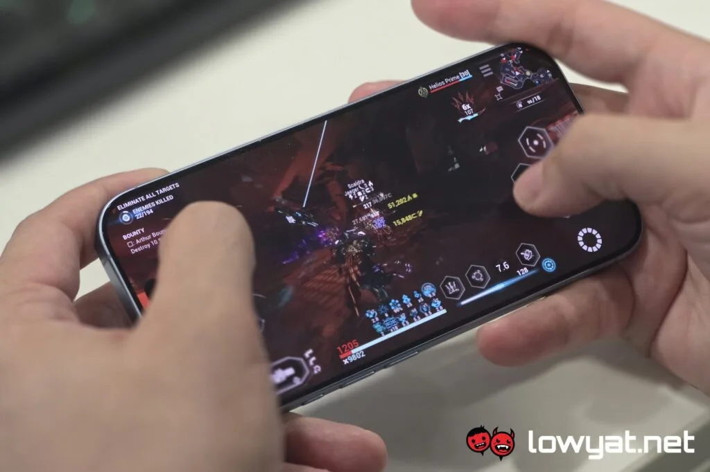 iPhone 17 warframe