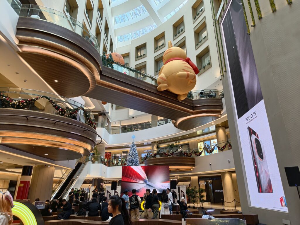 iQOO 15 sample image