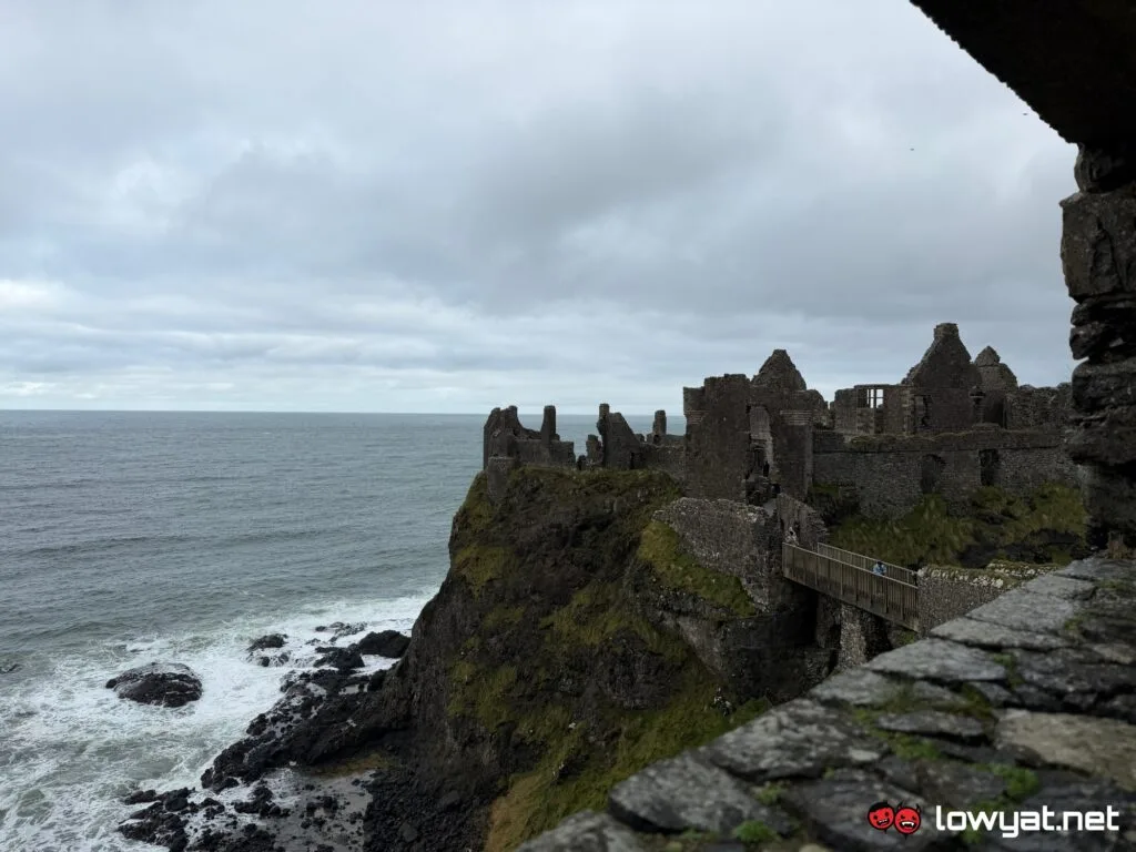 iphone 17 pro review camera