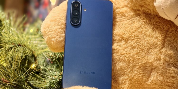 samsung galaxy a17 gemini live