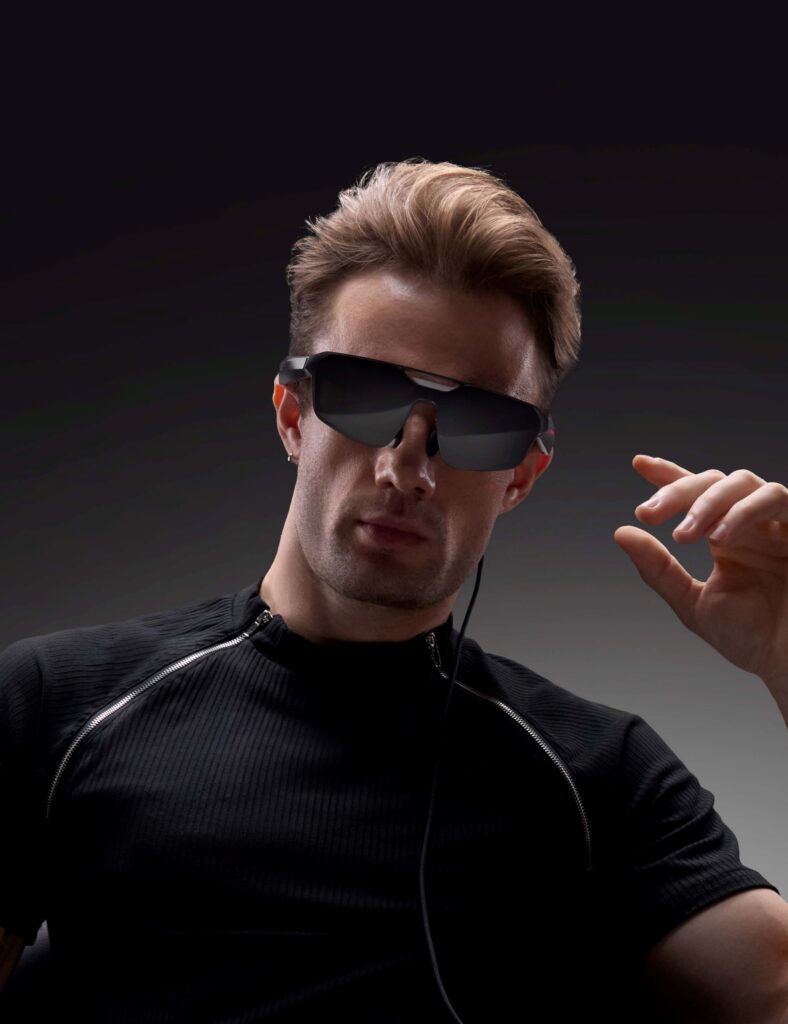 ASUS Officially Unveils ROG XREAL R1 AR Gaming Glasses