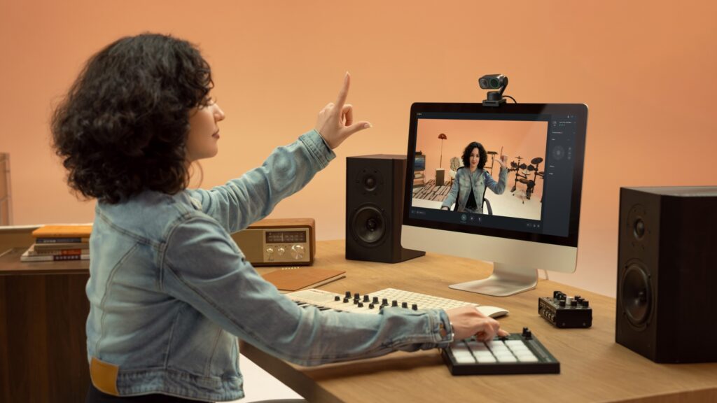 Insta360 Launches Link 2 Pro, Link 2c Pro Webcams