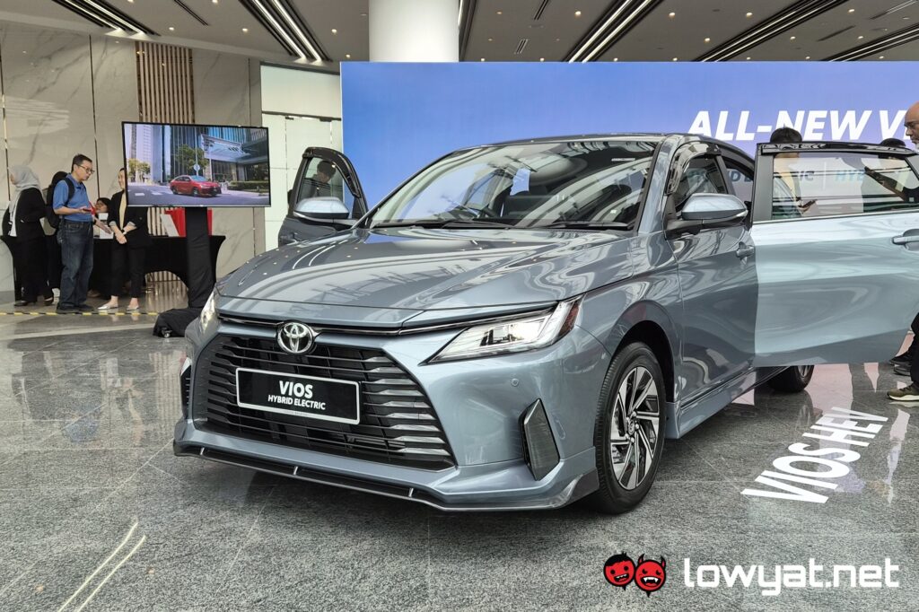Toyota Vios HEV front