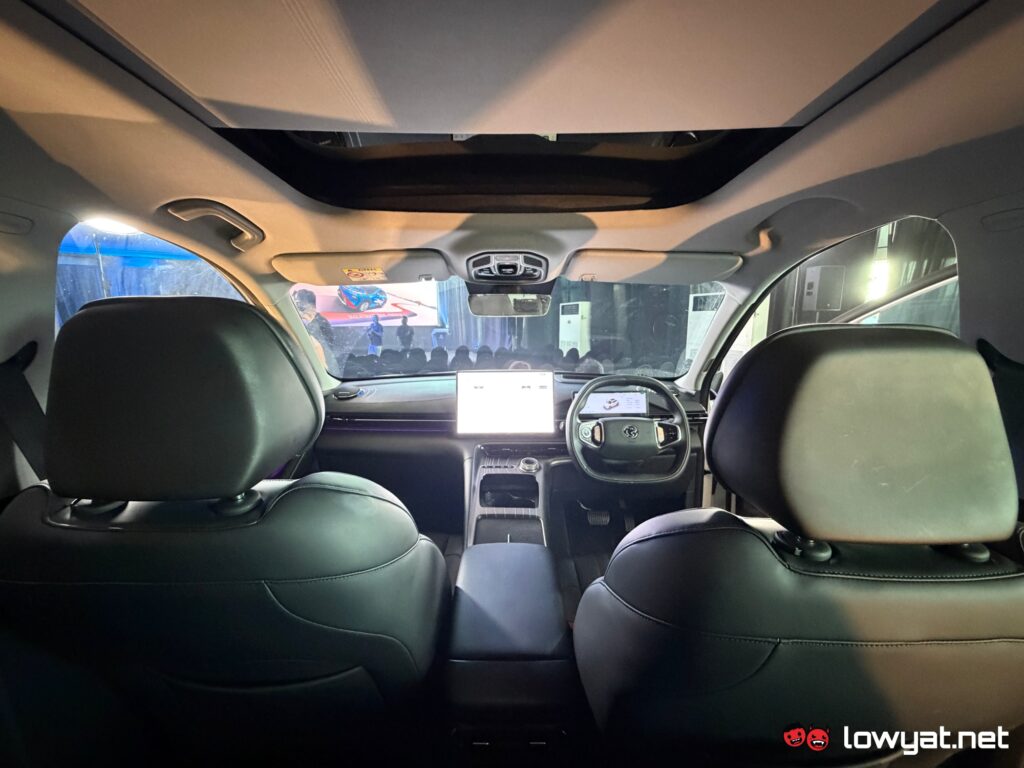 proton emas 7 phev interior