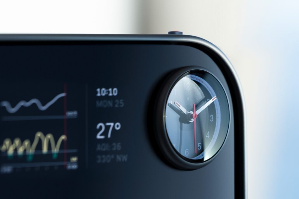 Ferrari Luce Interior infotainment clock