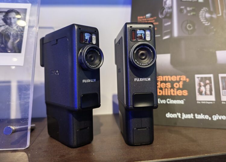 Fujifilm instax mini Evo Cinema