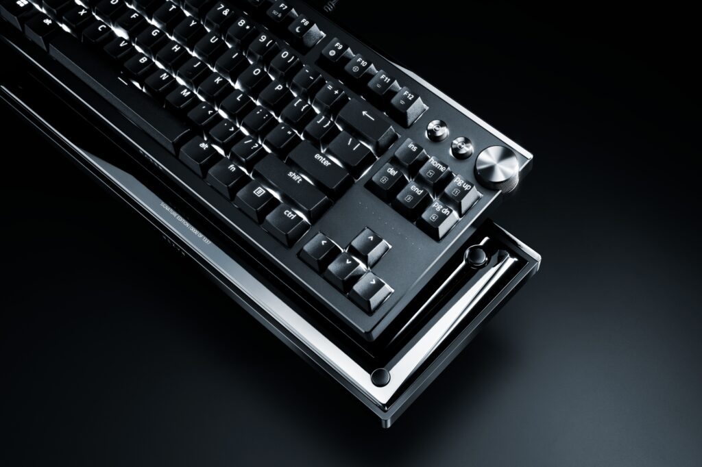 Razer Huntsman Signature Edition front back