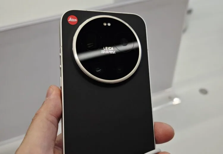 Xiaomi-Leica-Leitzphone-Global-Edition-Leak-1