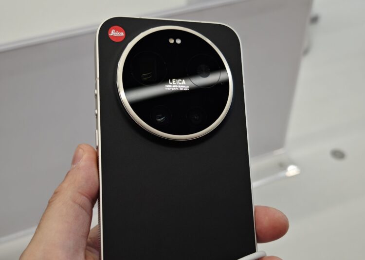 Xiaomi-Leica-Leitzphone-Global-Edition-Leak-1