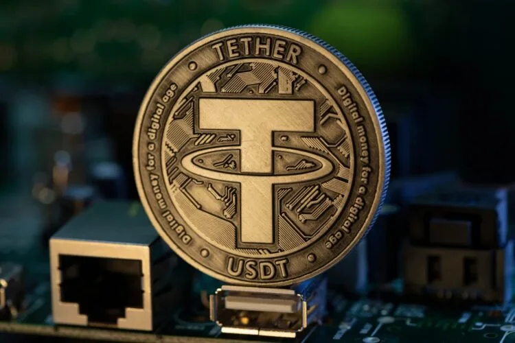 twelve cops arrested over cryptocurrency robbery
