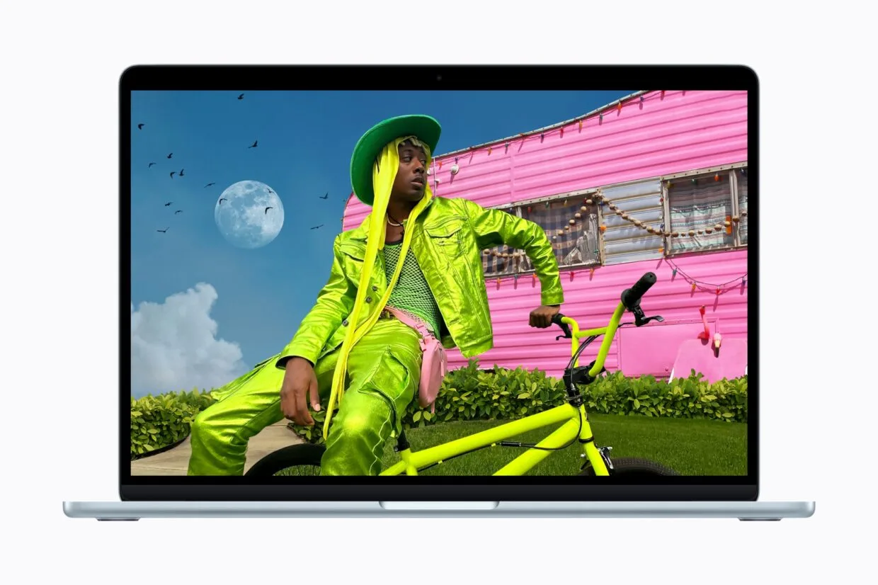 Apple MacBook Air Liquid Retina display
