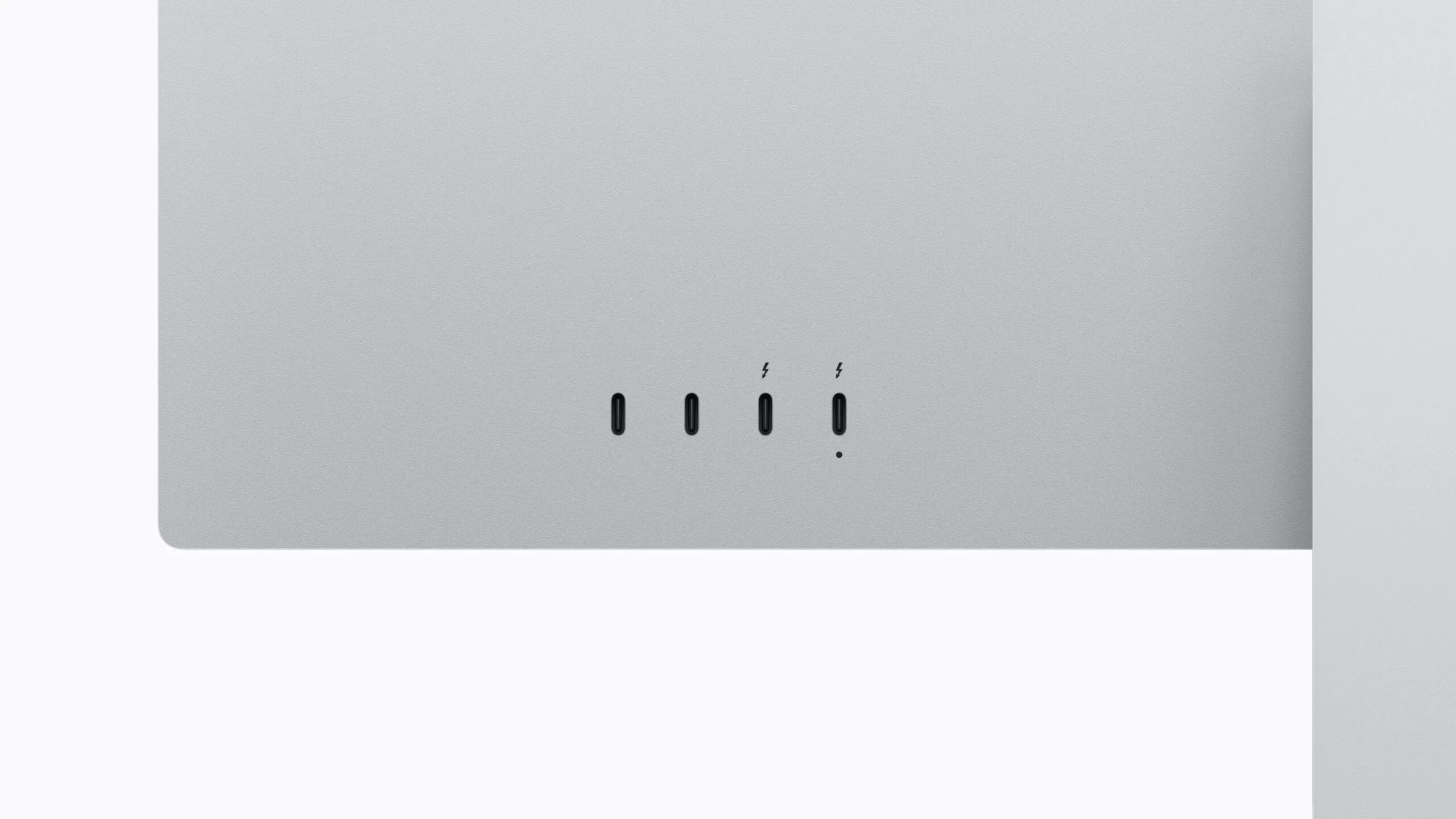 Apple-Studio-Display-XDR-ports
