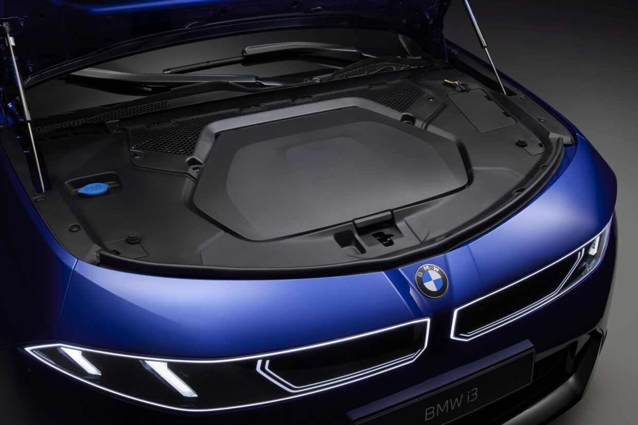 BMW i3 bonnet