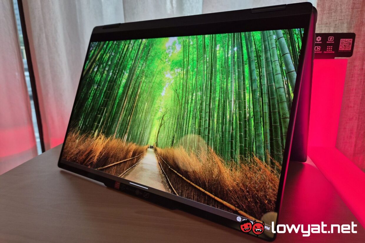 Lenovo Yoga 7a 2-in-1 tent